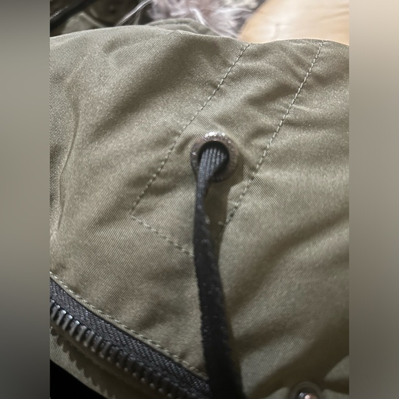 Moncler Aredhel Fur-Trimmed Down Jacket Coat size 1 - Picture 16 of 16